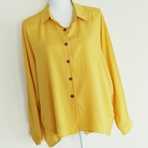 High Low Split Back Button Tie Up Tunic - Picture 3 of 7